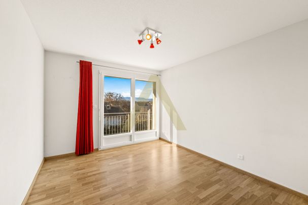 Charming semi-detached family villa - Photo 1