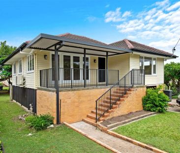 “Inviting, modern, and easy-care living” - Photo 4