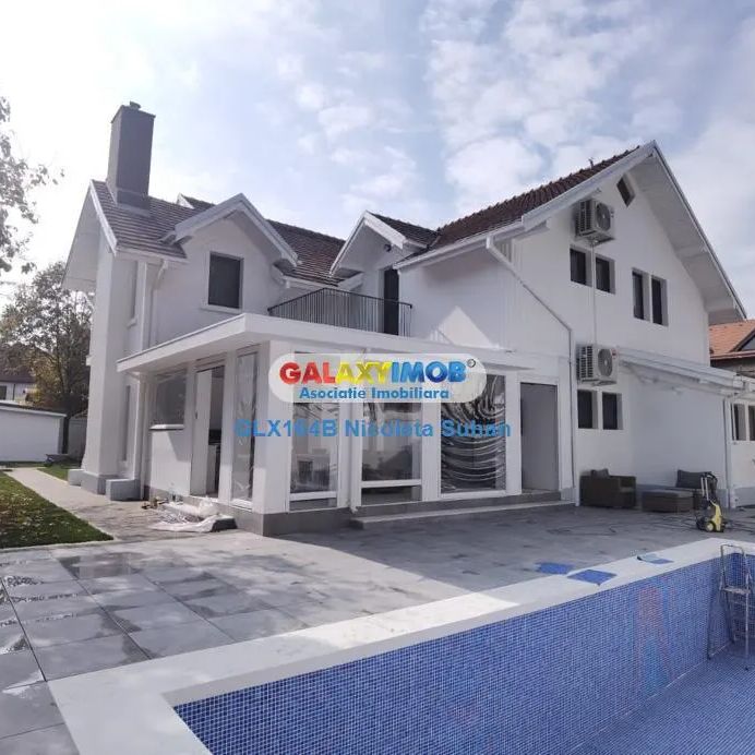 VILA INDIVIDUALA SPECTACULOASA CU PISCINA SI GRADINA 1000 MP IANCU NIC - Fotografie 1
