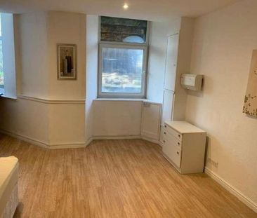 Kelvin Drive, West End, Glasgow, G20 - Photo 4