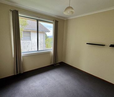 Three Bedroom Home - Photo 3