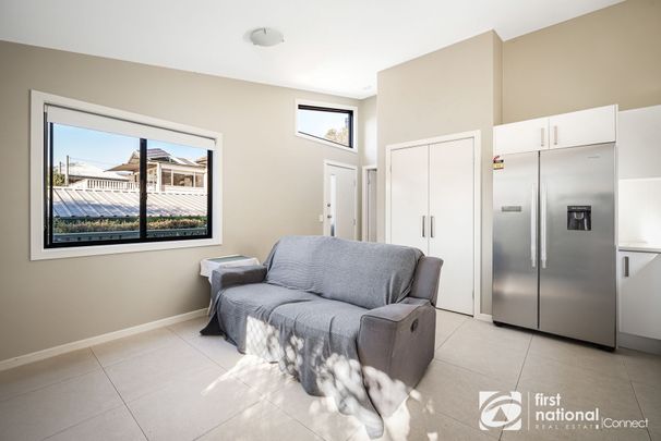 Centre of Town, House & Flat - Photo 1