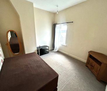 2 bedroom house to rent - Photo 2