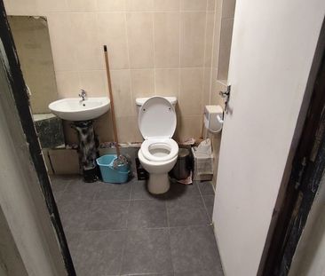 Studio Flat, Francis Road, E10 - Photo 1