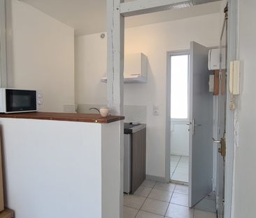 Location Appartement 1 pièce 18m² LE HAVRE 76600 - Photo 4