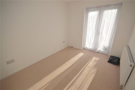 2 bedroom bungalow to rent - Photo 2