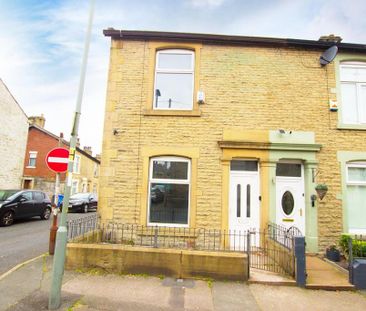 3 bedroom terraced house to rent - Photo 6