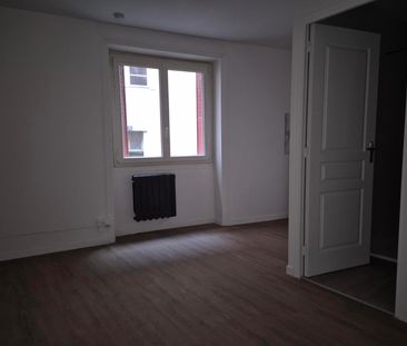 Location Appartement 1 pièce 16m² MACON 71000 - Photo 1