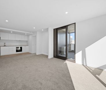 Stylish Two-Bedroom Apartment in the Heart of Phillip - Photo 6