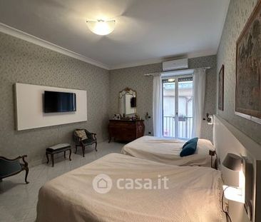 Quadrilocale in Affitto in Via IV Novembre 10 a Castellammare di St... - Foto 5