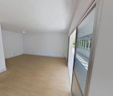 Apartamento de alquiler en Av Pintor Joaquin Sorolla 8malaga (málag... - Photo 4