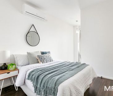 Convenient and contemporary in ideal locale - Photo 5