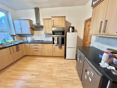 Sherbrook Terrace, Nottingham, Daybrook - Photo 4