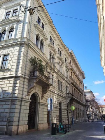 Kiadó újszerű állapotú lakás - Budapest VI. kerület - Photo 3