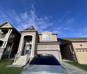 For Lease - 438 Kwapis Boulevard, Newmarket, Ontario - Photo 4