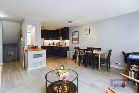 1 bedroom Flat To Let Total Size: 776 SQ FT - Photo 3