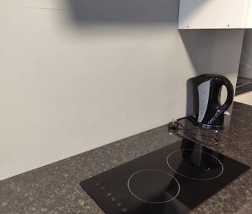 Studio to rent - Photo 1