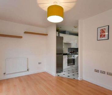 Pascal Mews, Crystal Palace, SE19 - Photo 1