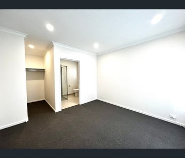 6 Trentino Grove, Fraser Rise, Vic 3336 - Photo 6