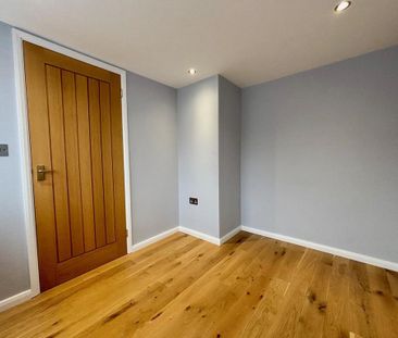 3 bedroom link detached house to rent - Photo 2