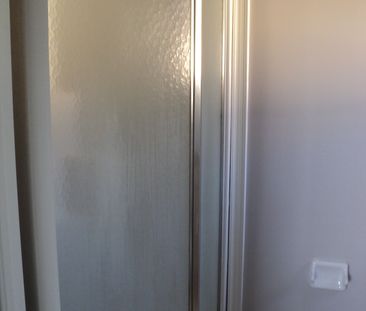 For Lease - 43 Spitfire Drive Unit# Upper Unit, Hamilton, Ontario - Photo 6