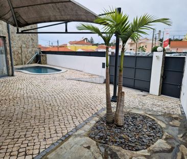 Moradia T3 remodelada com piscina e jardim para arrendamento em Alc... - Photo 4