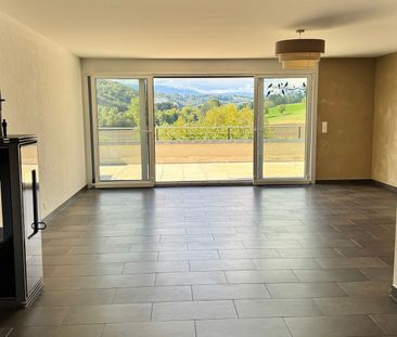 Entre maison et appartement de 4.5 pièces avec 3 chambres au calme - Foto 4