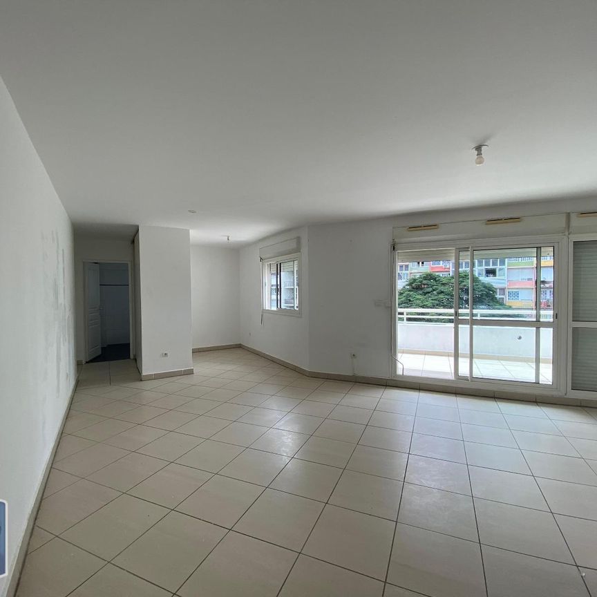 Location Appartement 5 pièces 129m² ST DENIS 97400 - Photo 1