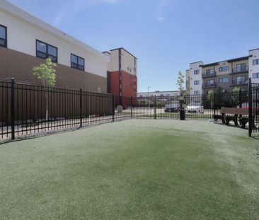 The Summit at Seasons - Photo 4