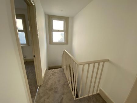 3 bedroom end of terrace house to rent - Photo 5