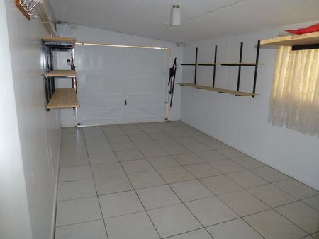 3 BEDROOM HOUSE - WEST MACKAY - Photo 4