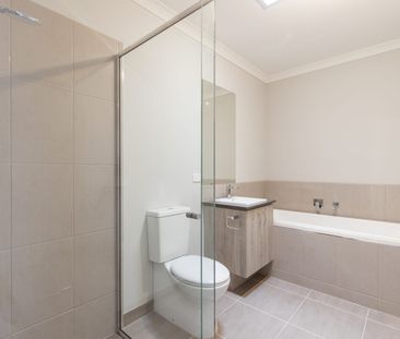 Modern Living in a Fast-Growing Pocket! - Photo 2