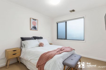 Modern Townhouse Living with Space, Style in Wantirna South - Photo 3