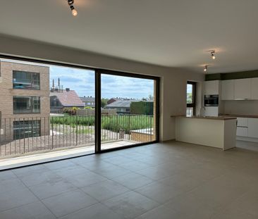 Lichtrijk nieuwbouwappartement in Veurne op centrale ligging - Photo 2