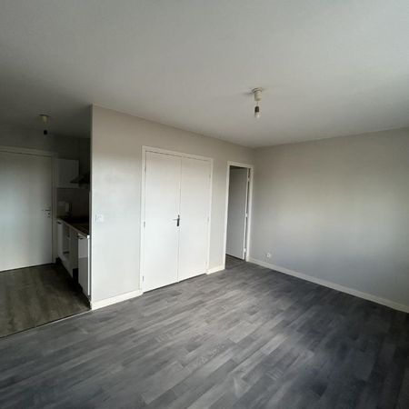 Location Appartement 1 pièce 23m² RIORGES 42153 - Photo 4