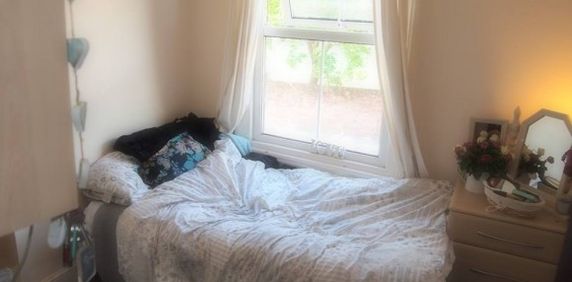 Room available - Photo 2