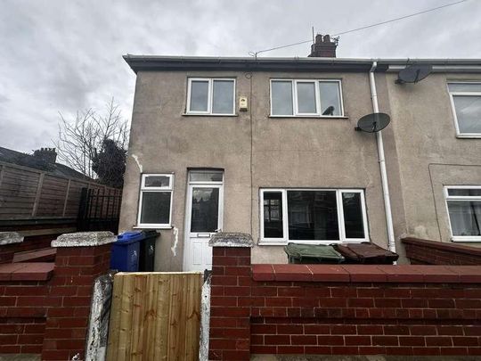 Dunmow Street, Grimsby, DN31 - Photo 1