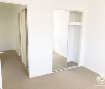 Lovely Townhouse In Calamvale For Rent !! Stretton Catchment - Photo 2