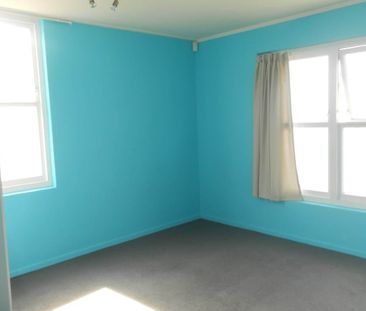PAPAKURA, 1 BEDROOM - Photo 3