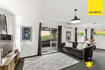 Three Bedrooms and One Bathroom in Glen Eden! CAT FRIENDLY! - Photo 4