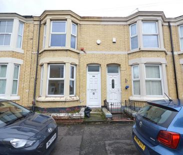2 bedroom terraced house to rent - Photo 2