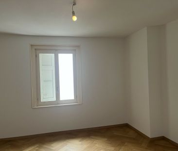 Apartment located in the center of the village - Photo 3