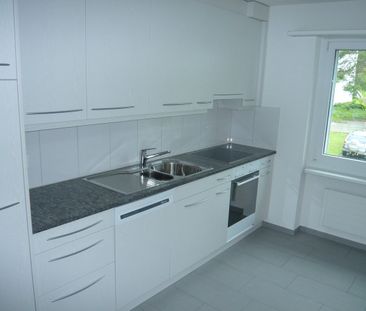 Helle 2-Zimmer-Wohnung mit Balkon und Aussicht in Effretikon - Photo 2