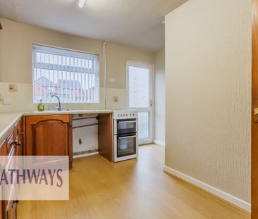2 bed terraced house to rent in Green Willows, Cwmbran, NP44 - Photo 3
