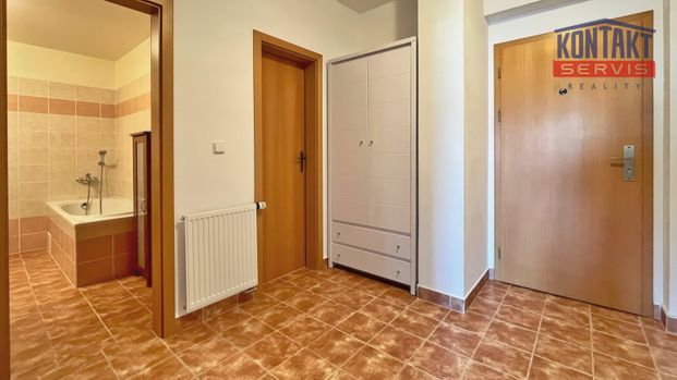 Pronájem bytu 2+kk 64 m² - Photo 1