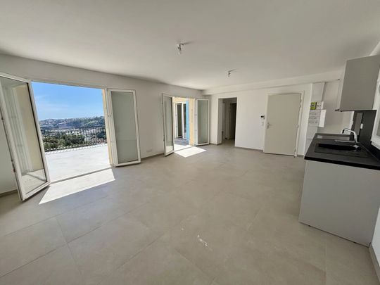 Location Appartement 2 pièces 52m² ST ANDRE DE LA ROCHE 06730 - Photo 1