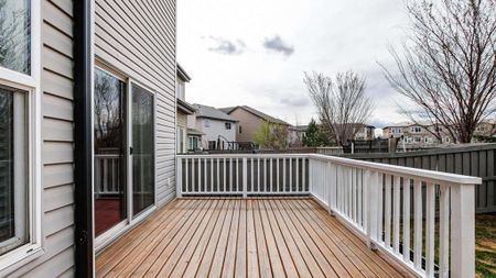 Immaculate 3 Bedroom Home With Bonus Room In Chappelle - Photo 3