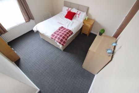 S2 - Queens Road - bills included - Photo 2