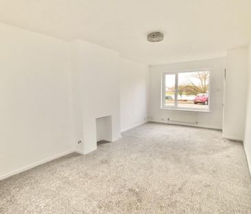 3 bedroom end of terrace house to rent - Photo 1