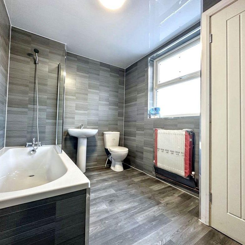 Sandringham Road, Sunderland, Tyne and Wear, SR6 9QZ - Photo 2